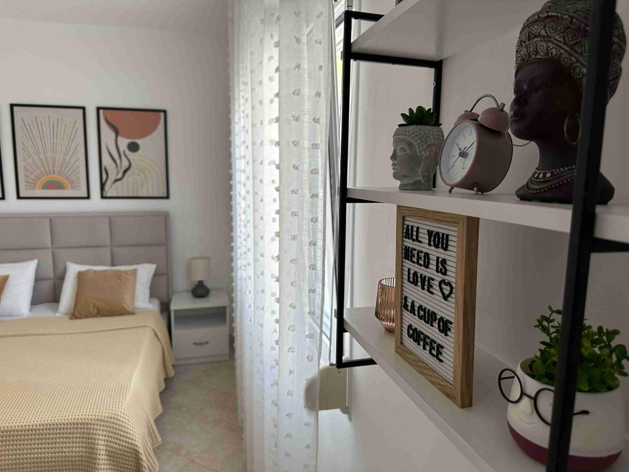 Dreamades House Hotell Dhërmi Eksteriør bilde