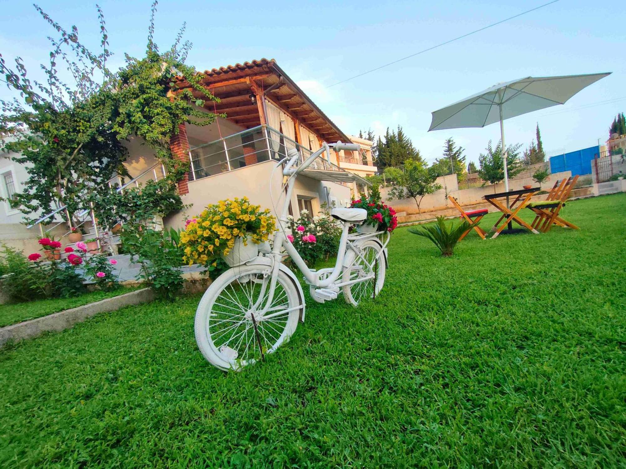 Dreamades House Hotell Dhërmi Eksteriør bilde
