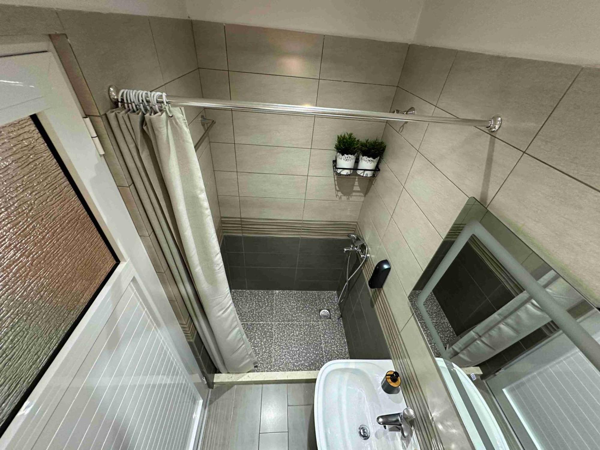 Dreamades House Hotell Dhërmi Eksteriør bilde